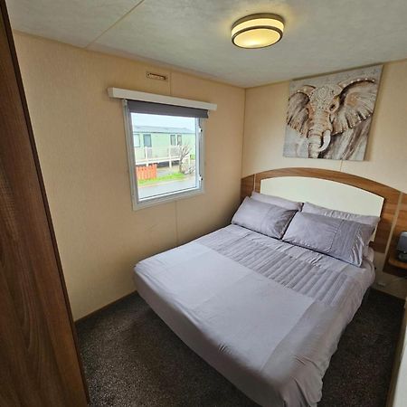 Golden Sands 8 Berth Cosy Caravan Rhyl Exteriör bild